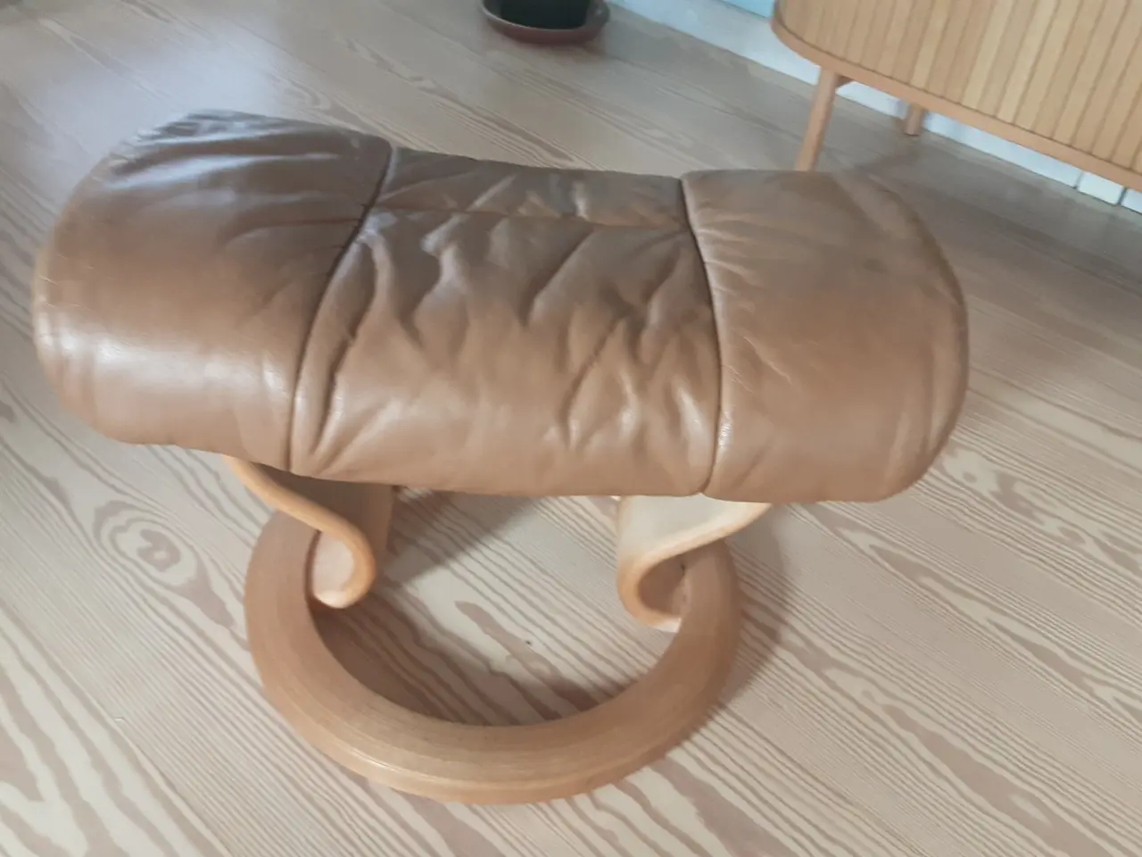 Billede 2 - Stressless stole.