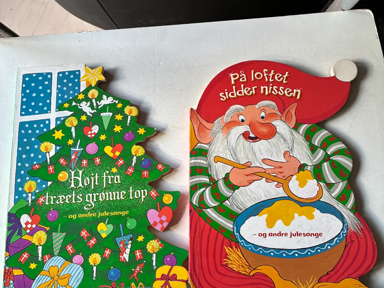 Billede 1 - 2 Sjove bøger/sangbøger , julens sange