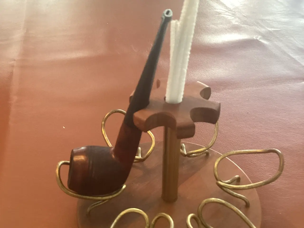 Billede 2 - Teaktræ pibeholder plus en pibe