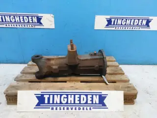 New Holland LB115B Lår R. 85827756