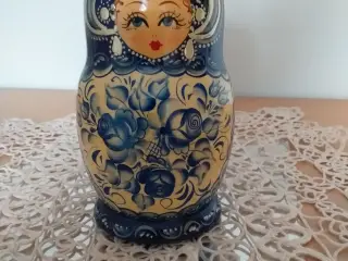 TRÆ dukker MATRYOSHKA