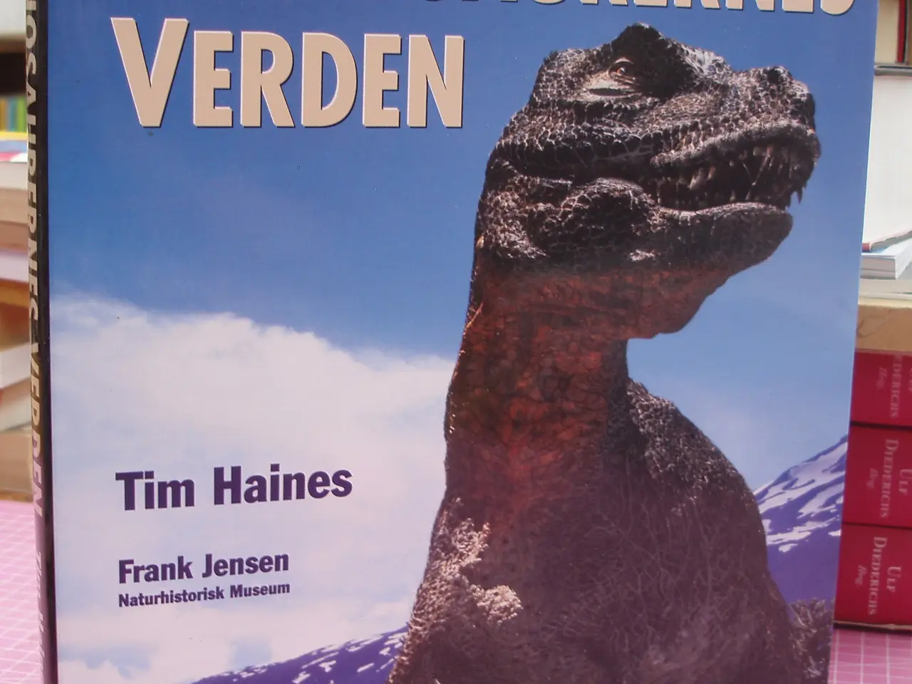 Billede 1 - I Dinosaurernes verden af Tim Haines