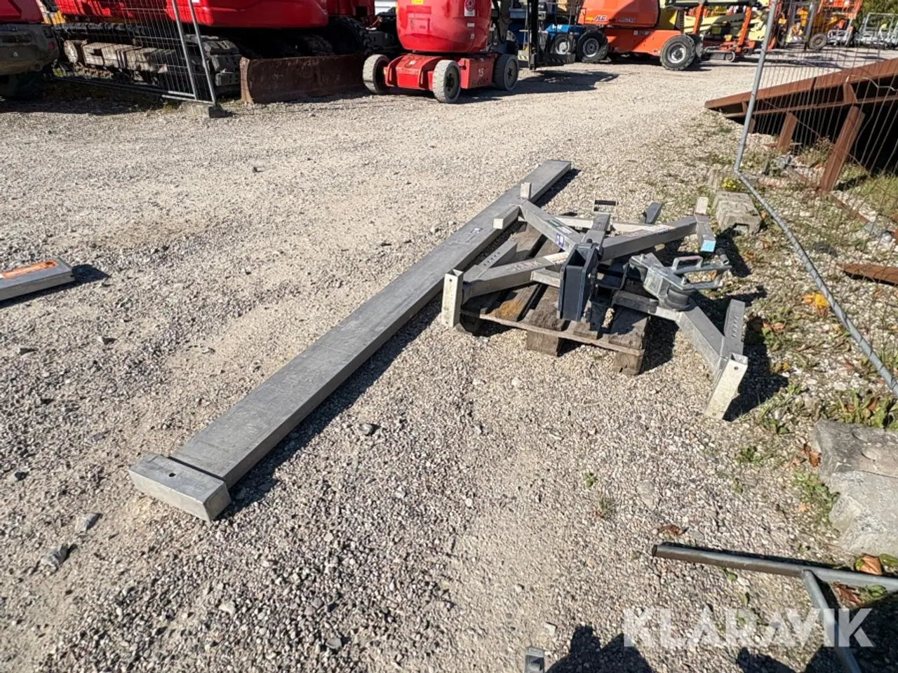 Billede 2 - Løbekat Fyns Kran Udstyr 1500 kg med ben uden talje
