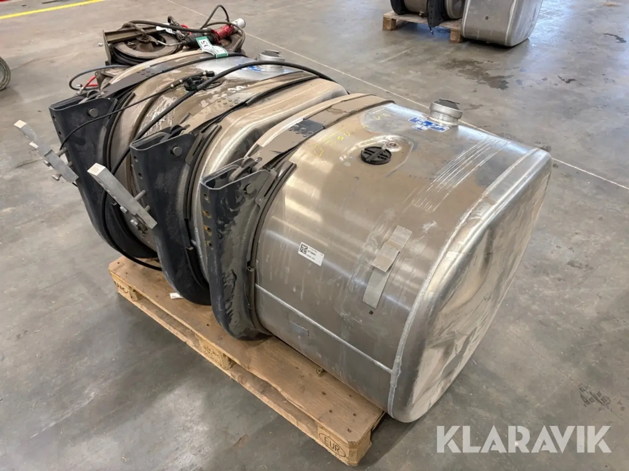 Billede 5 - Brændstoftank Scania - 2 styk