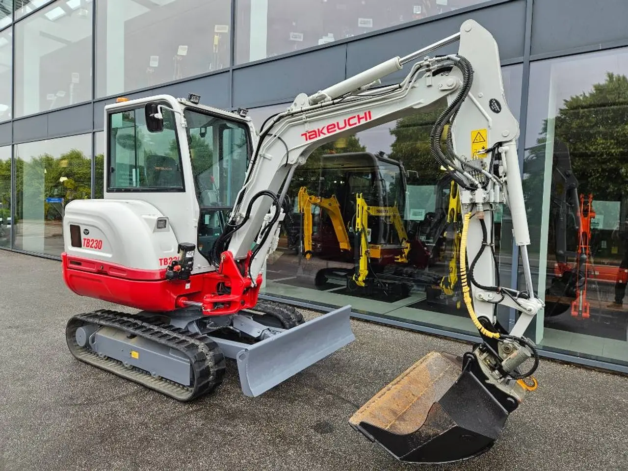 Billede 1 - Takeuchi TB 230