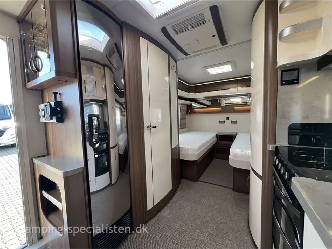 Billede 10 - 2019 - Hobby Prestige 560 LU   Hobby Prestige 560 LU model 2019 kan nu ses Hos Camping-Specialisten.dk