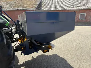 Bøgballe CII gødningspreder