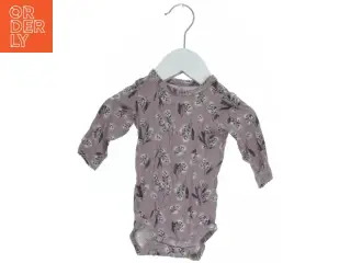 Langærmet bodystocking med blomsterprint fra Name It (str. 56)