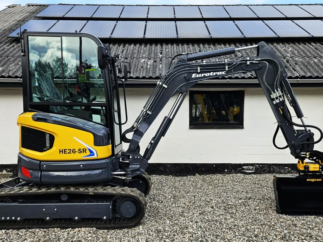 Billede 1 - Eurotrac HE26-SR / fabriksny / Engcon rotortilt / Yanmar motor / skovlsæt