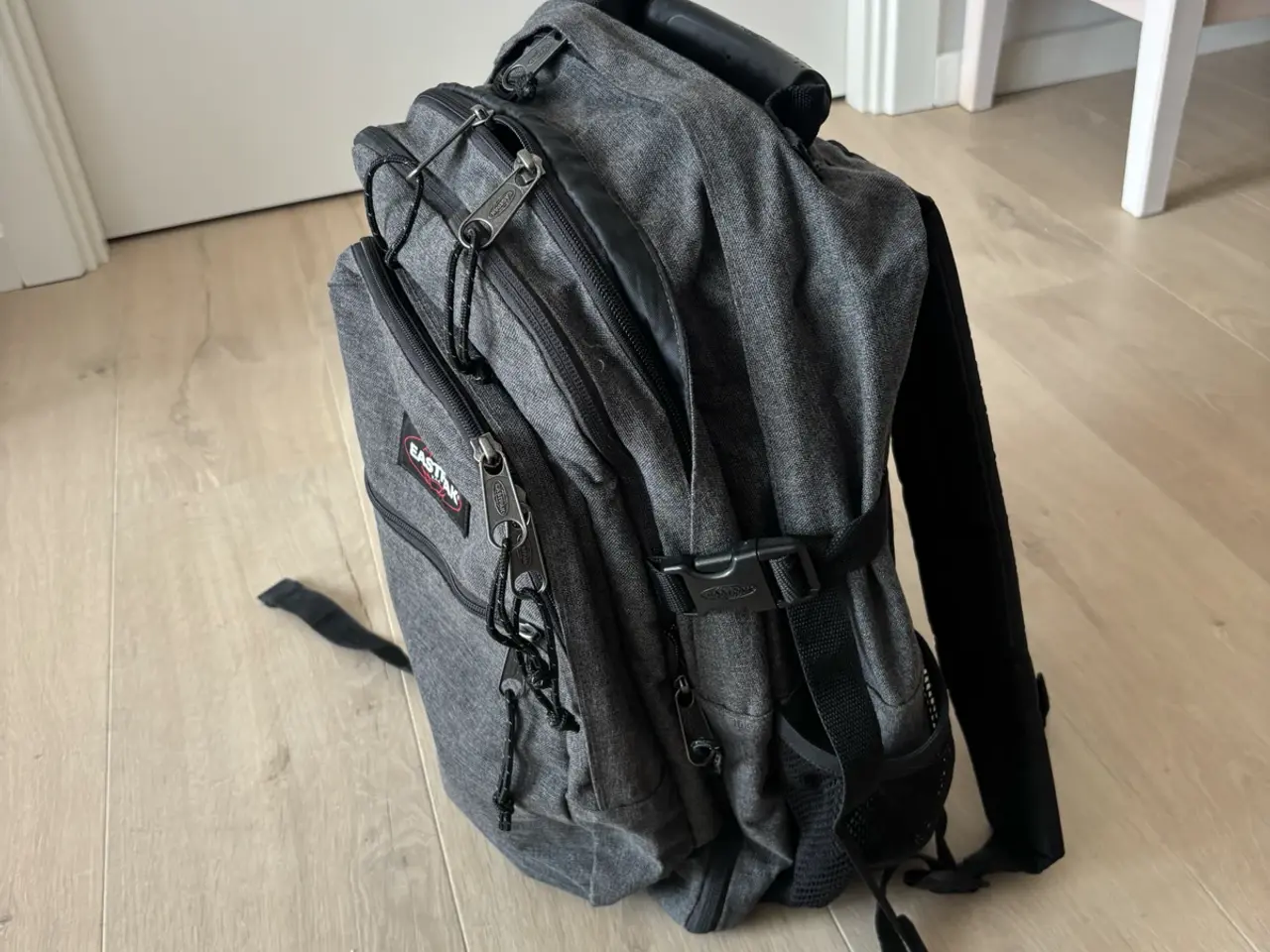 Billede 2 - Eastpak skoletaske 