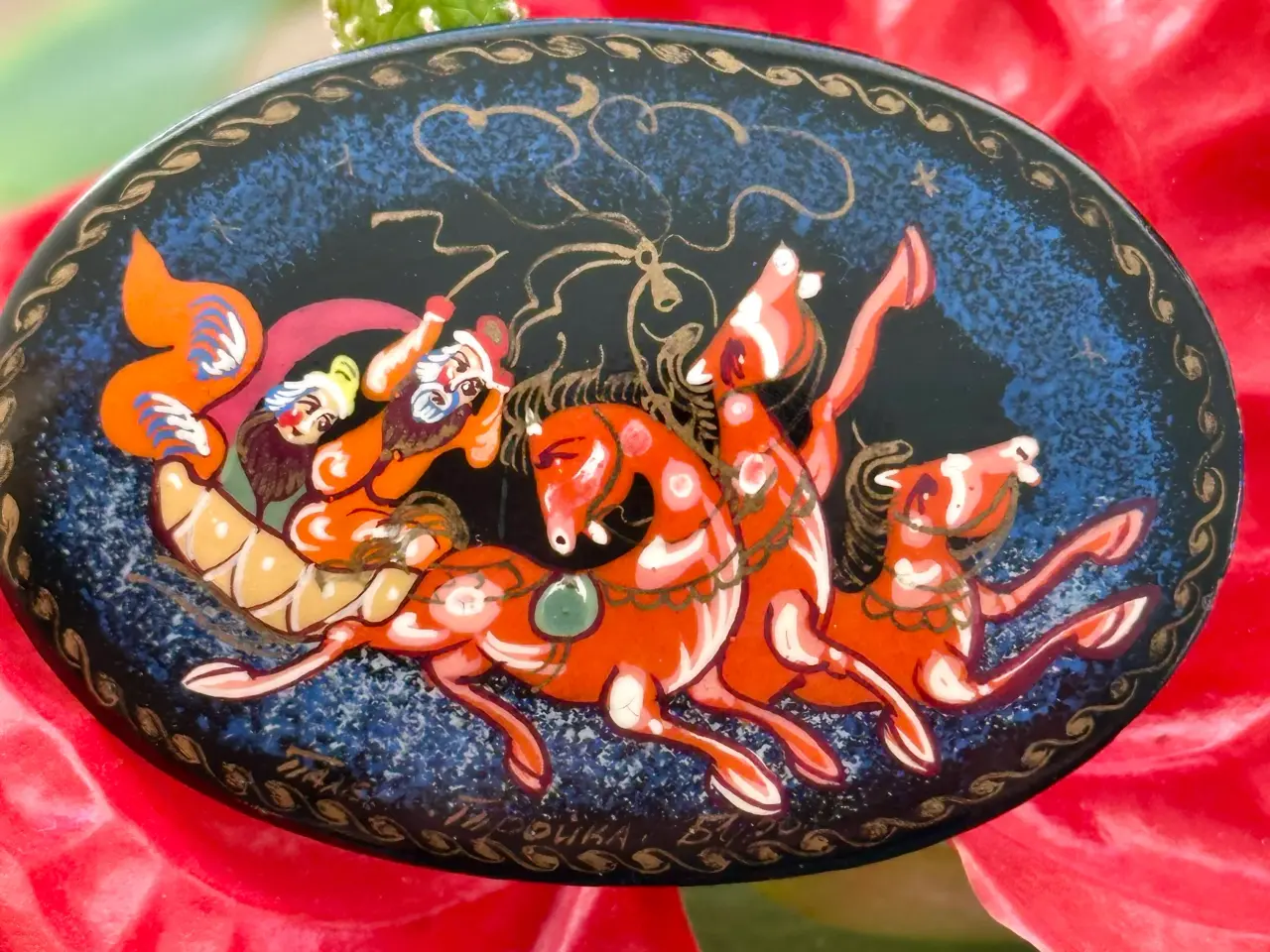 Billede 1 - Vintage håndmalet russisk broche fra Palekh.