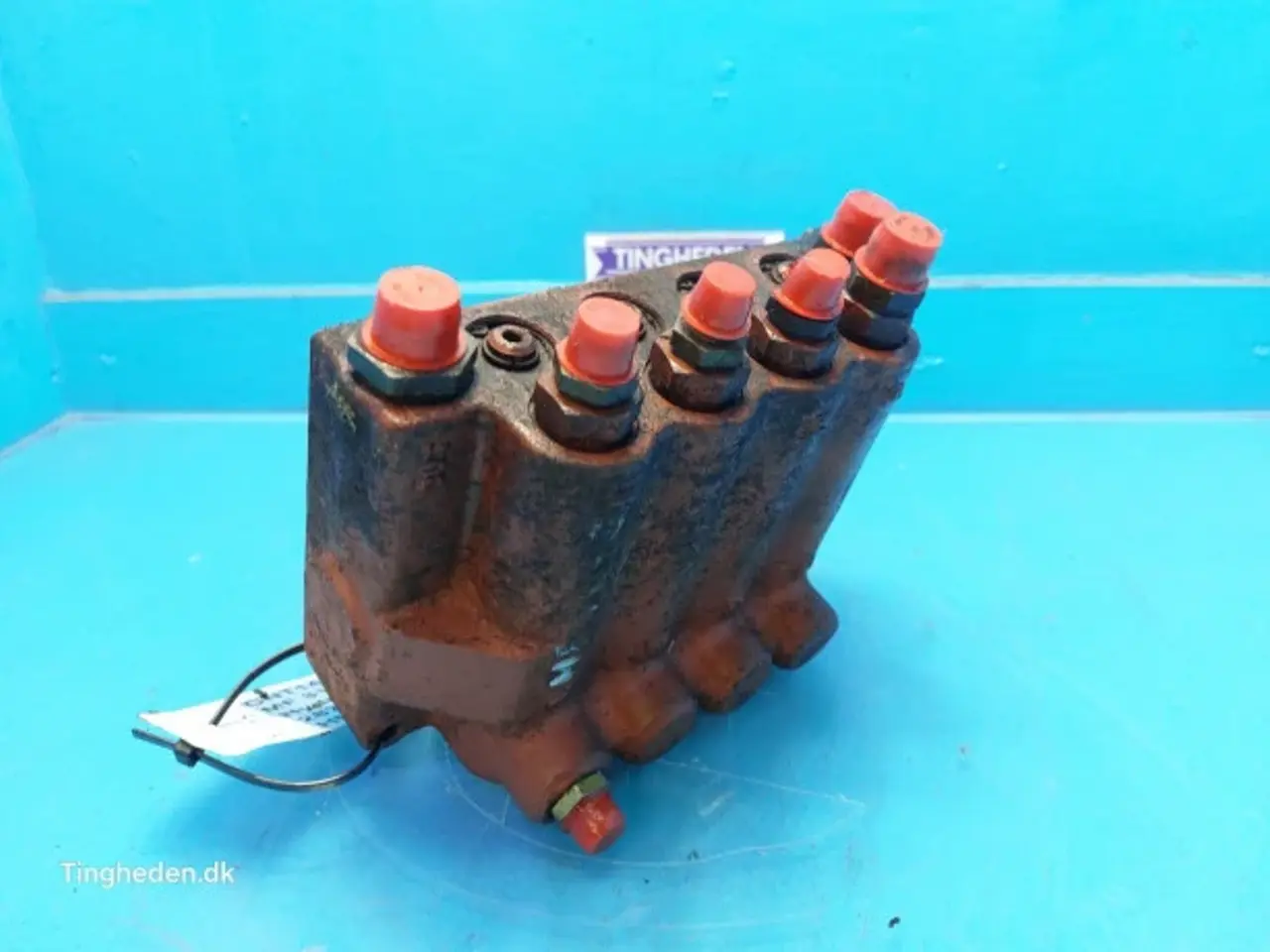 Billede 12 - Massey Ferguson 31 Hydraulikventil 28751329
