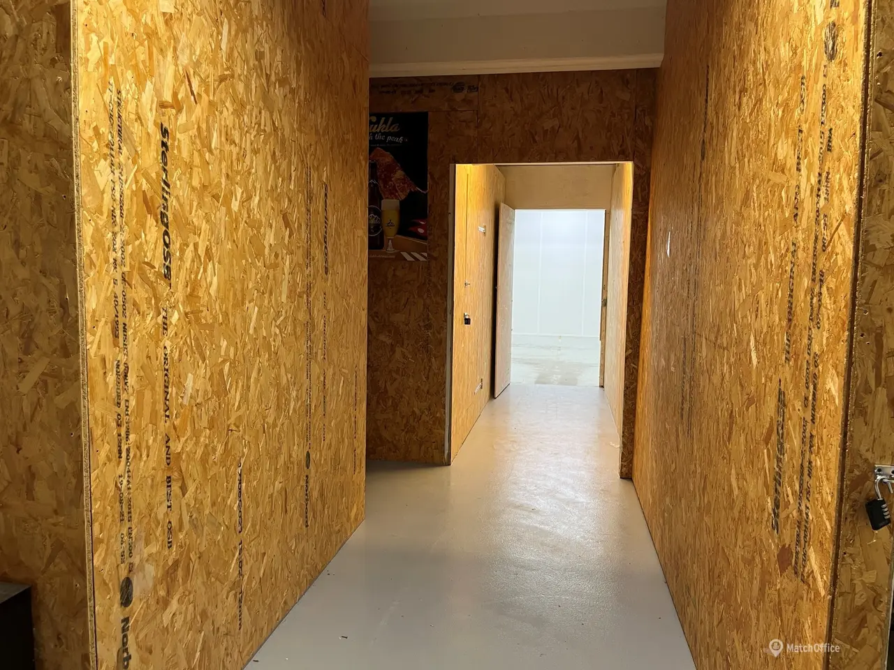 Billede 7 - Højloftet lager med vareelevator på 1. sal med mulighed for kontor