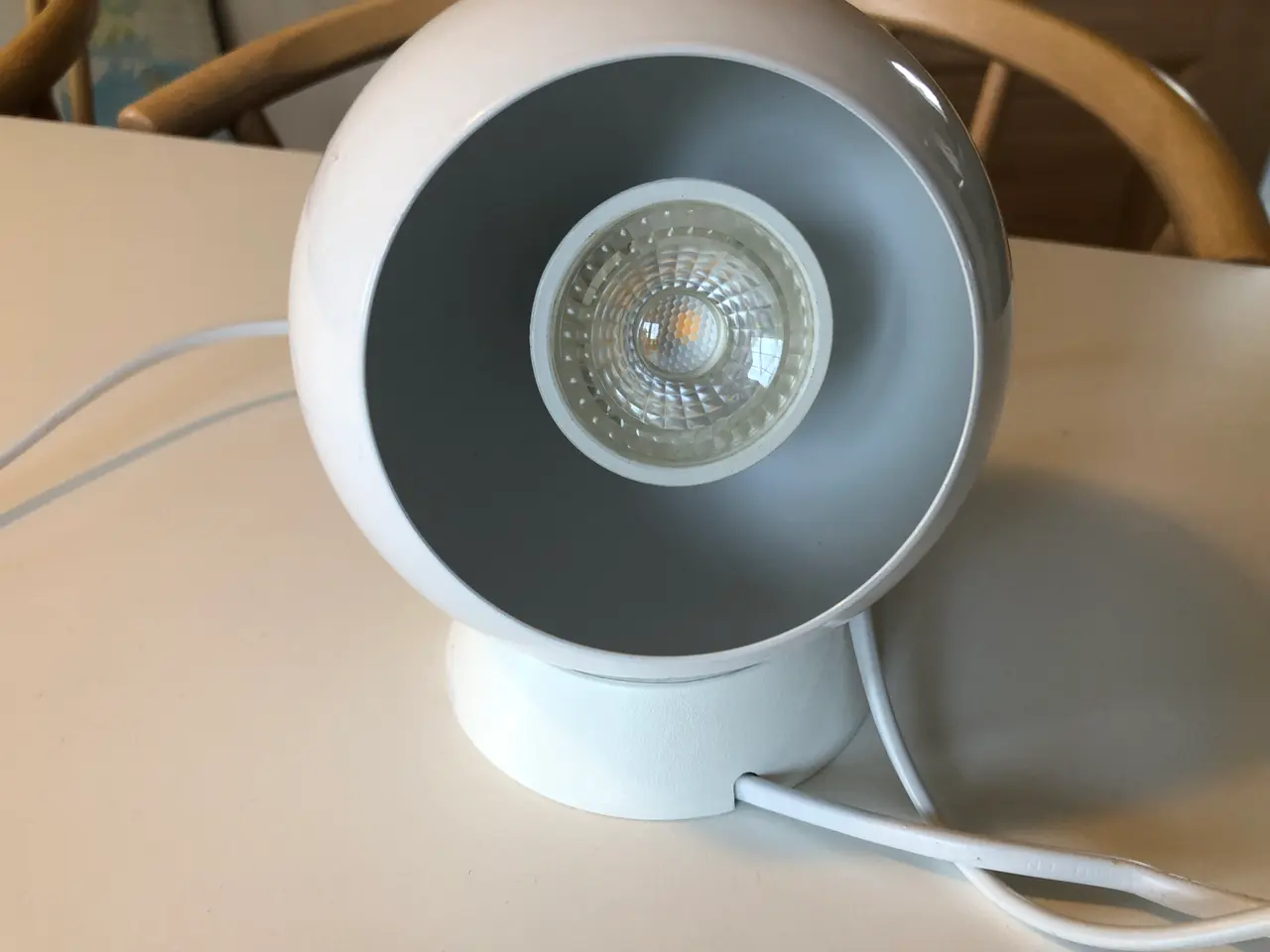 Billede 3 - Væglampe til læselampe eller sengelampe