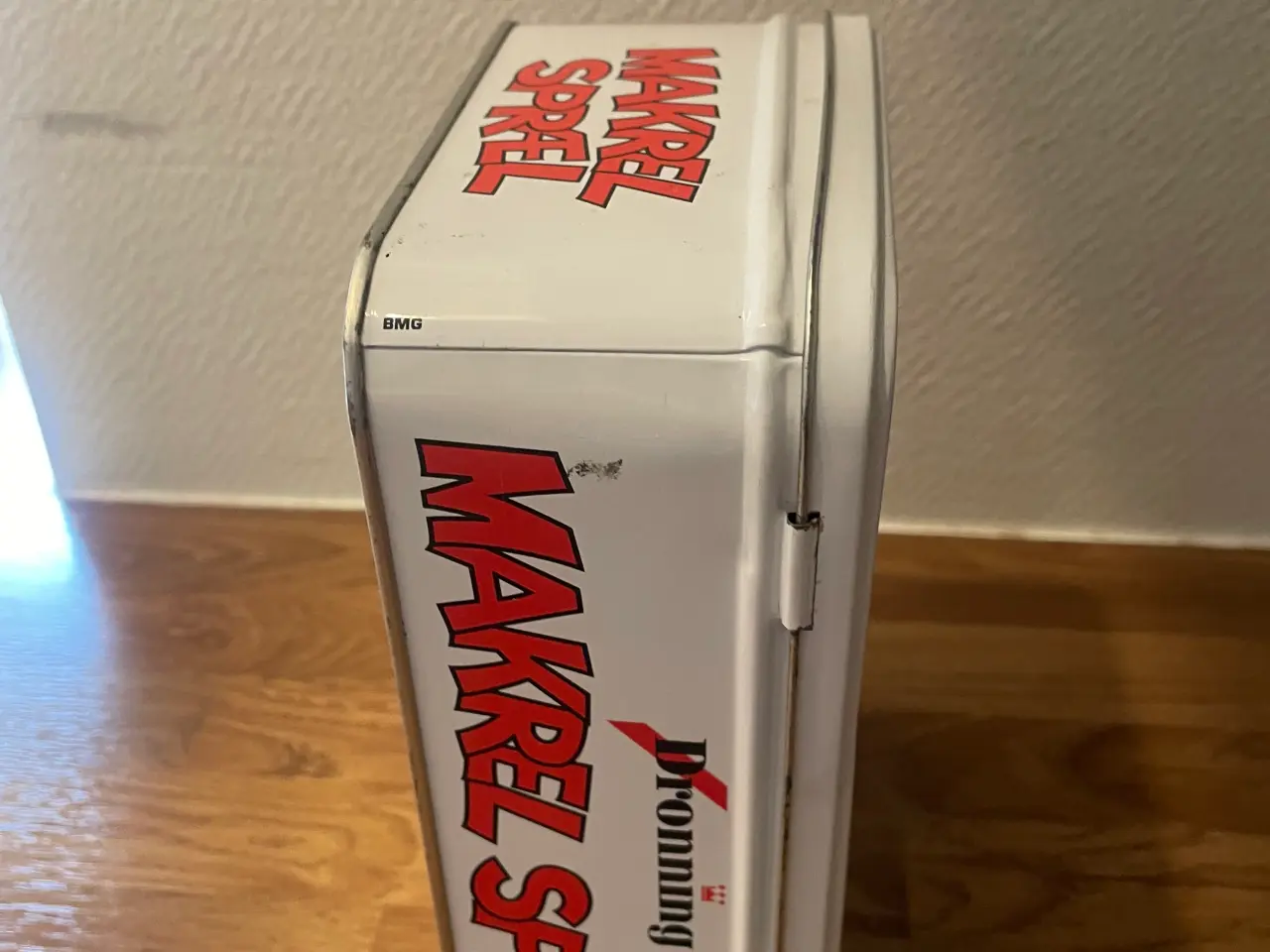 Billede 3 - Vintage makrel blik dåse sælges.