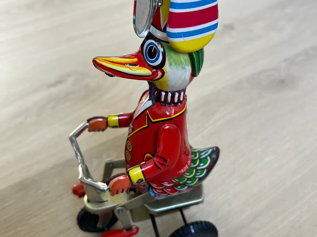 Billede 2 - Blikpladelegetøj And på Trehjulet cykel
