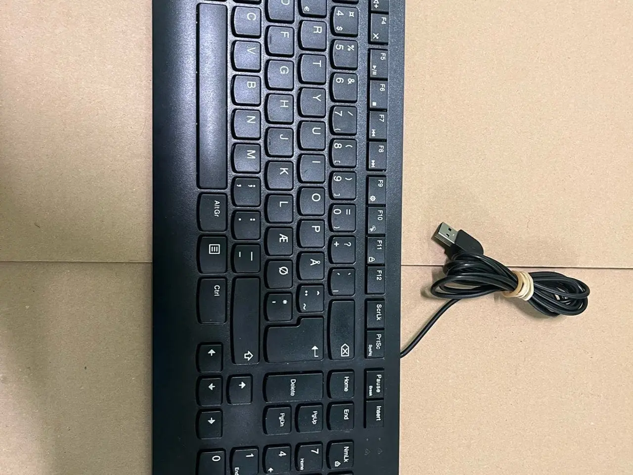 Billede 1 - Lenovo Essential tastatur SK-8823, nordisk, sort