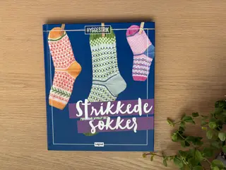 Strikkede sokker HYGGESTRIK