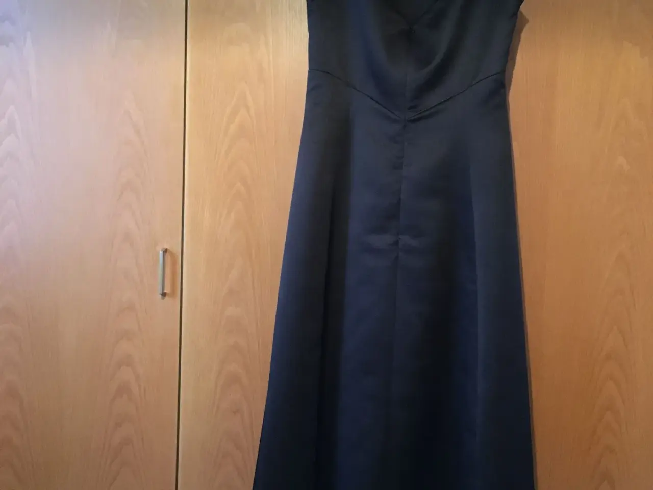 Billede 3 - Flot lang selskabslkjole