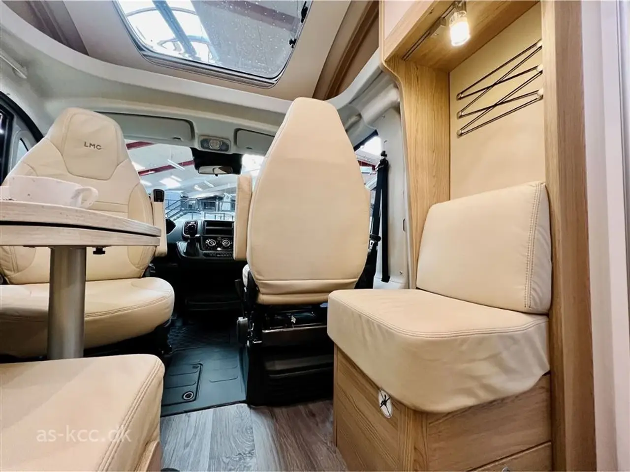 Billede 15 - 2025 - LMC Cruiser V646 Automat gear   LMC Cruise  V646 70års jubilæum med automatgear