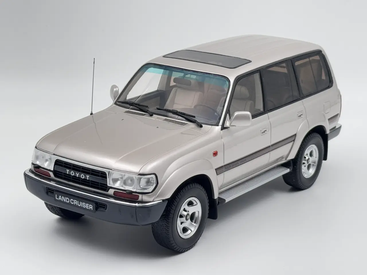 Billede 1 - 1992 Toyota Land Cruiser HDJ80 1:18