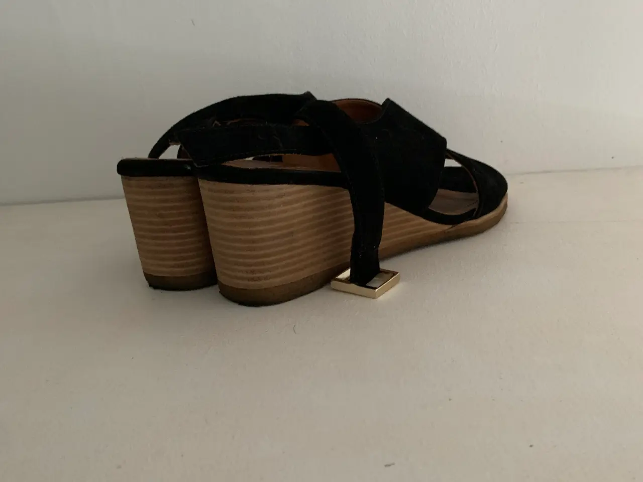 Billede 3 - Sandaler brugt max 5 gange