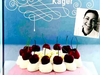 Kongerigets Kager - Mette Blomsterberg