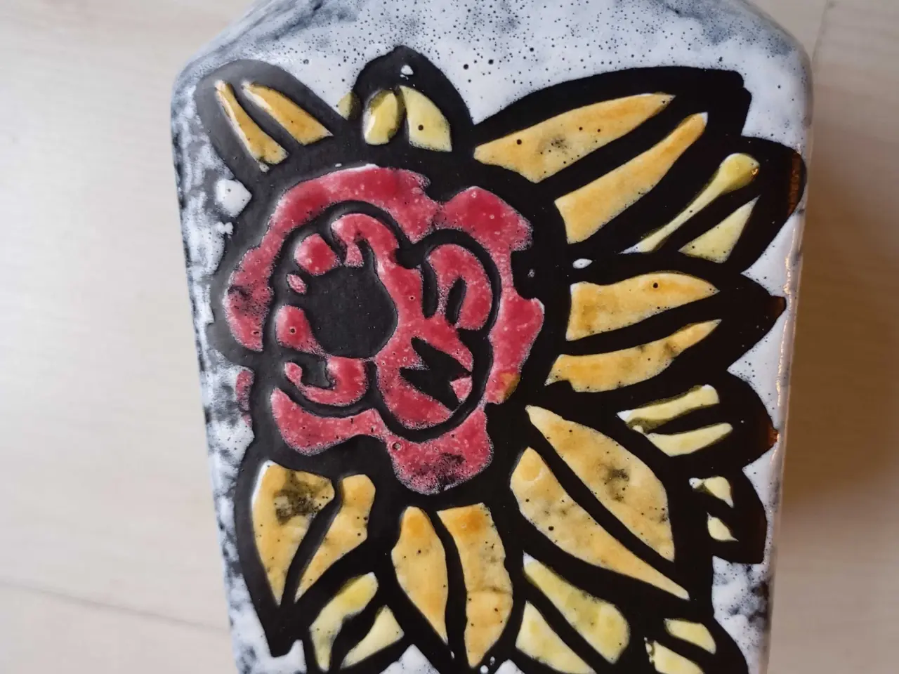 Billede 6 - Strehla vase med blomster motiv