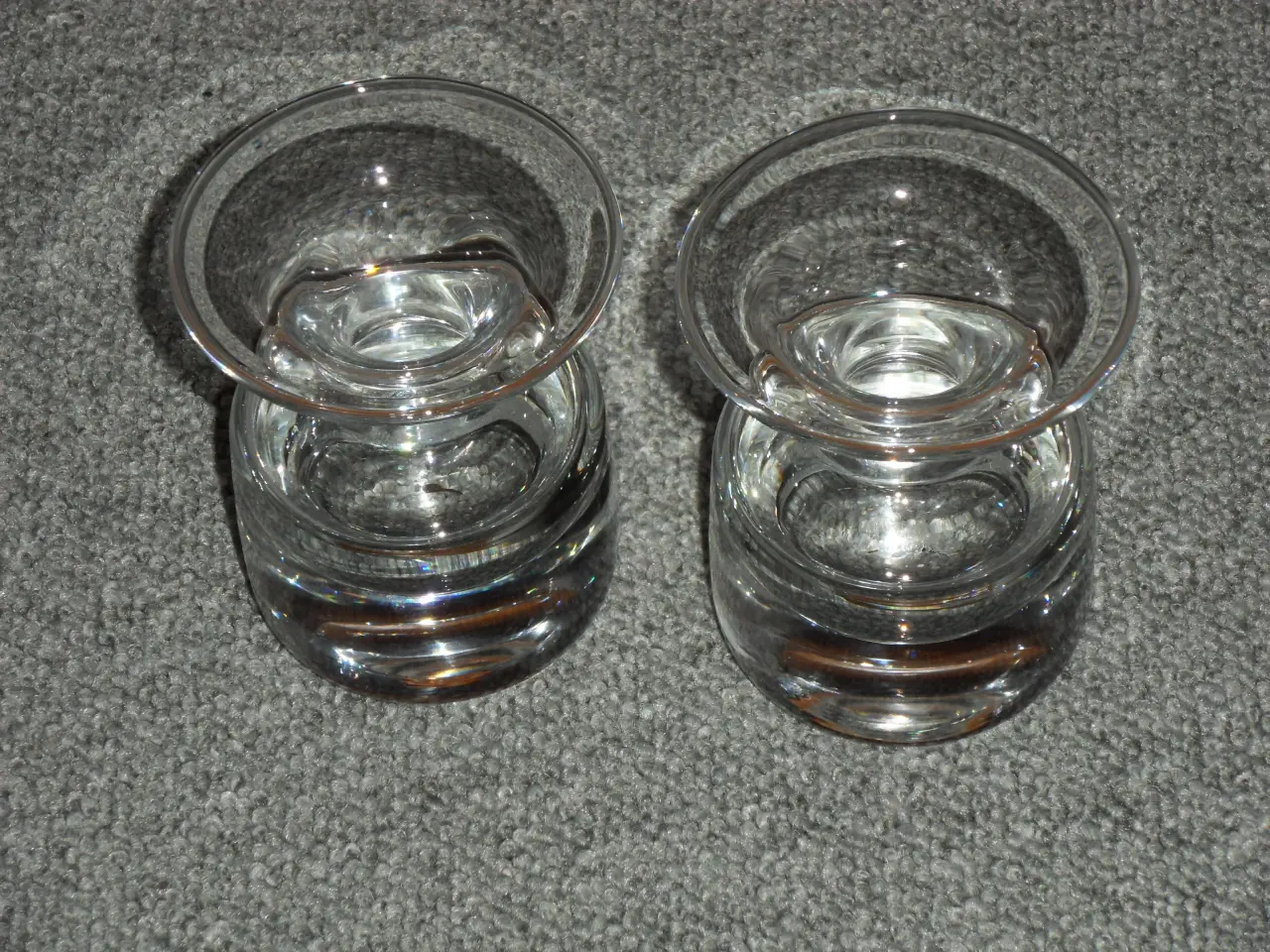 Billede 3 - Lysestager. Solide. Klart glas. 2 stk.