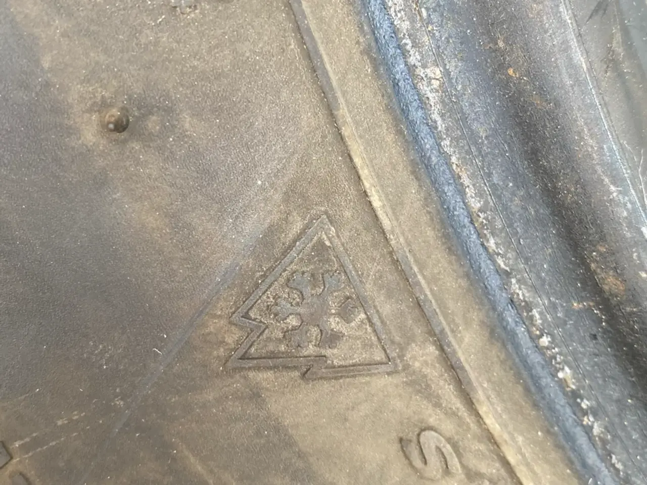 Billede 7 - Hankook 185/65/R15 vinterdæk Boltmønster 8 mm Kun