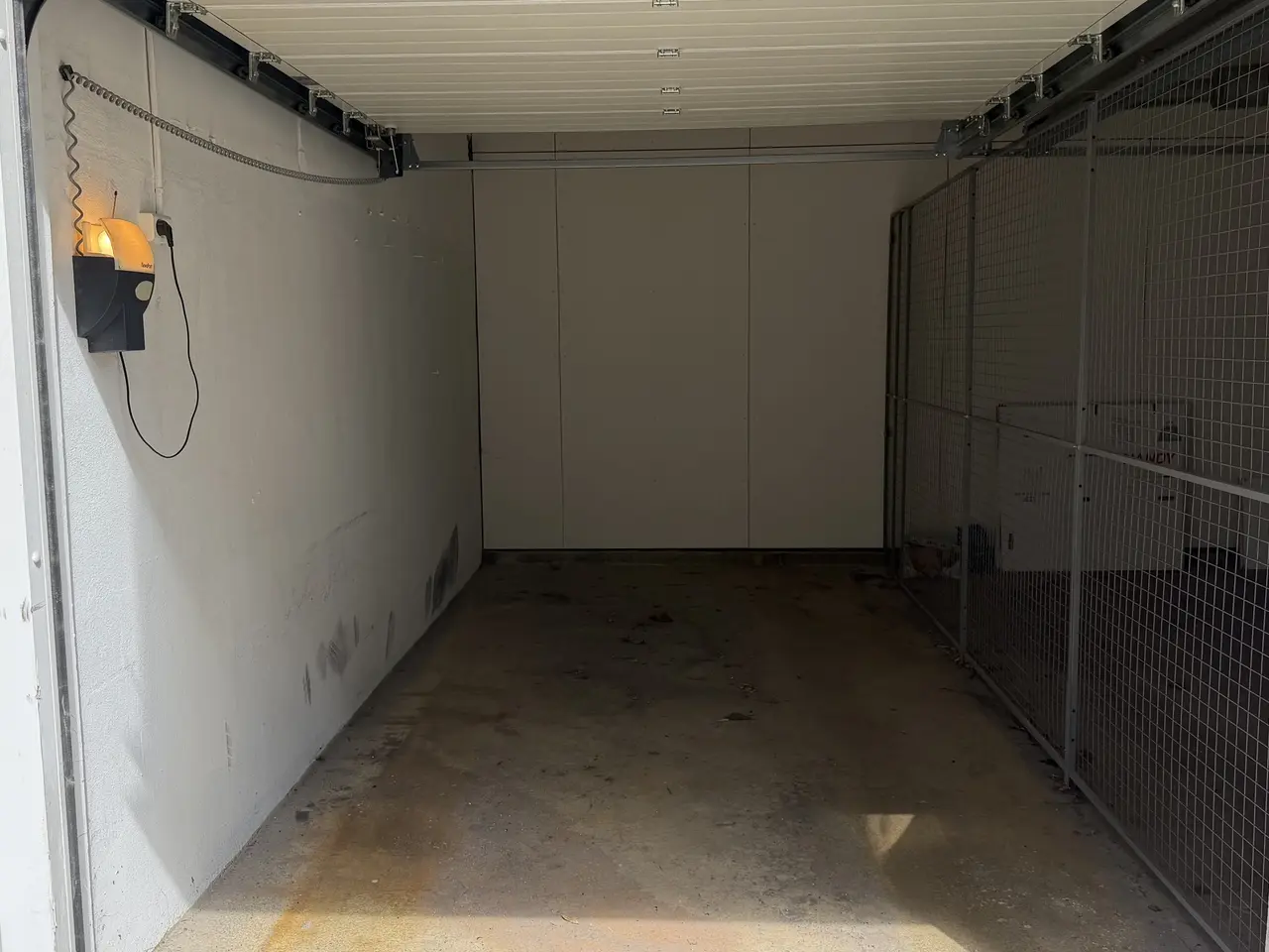 Billede 1 - Parkeringsplads i garage