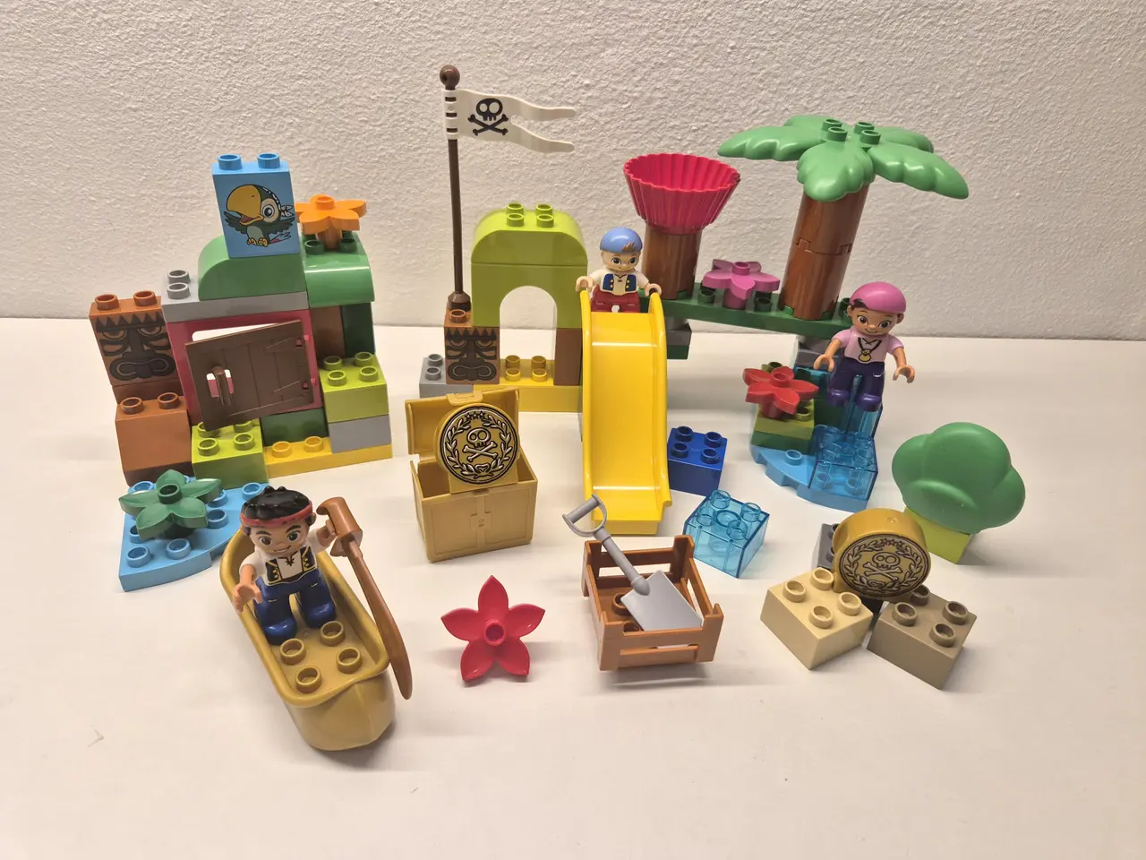 Billede 1 - Duplo Neverland & Jakes Hunt NR10513 og NR10512, 