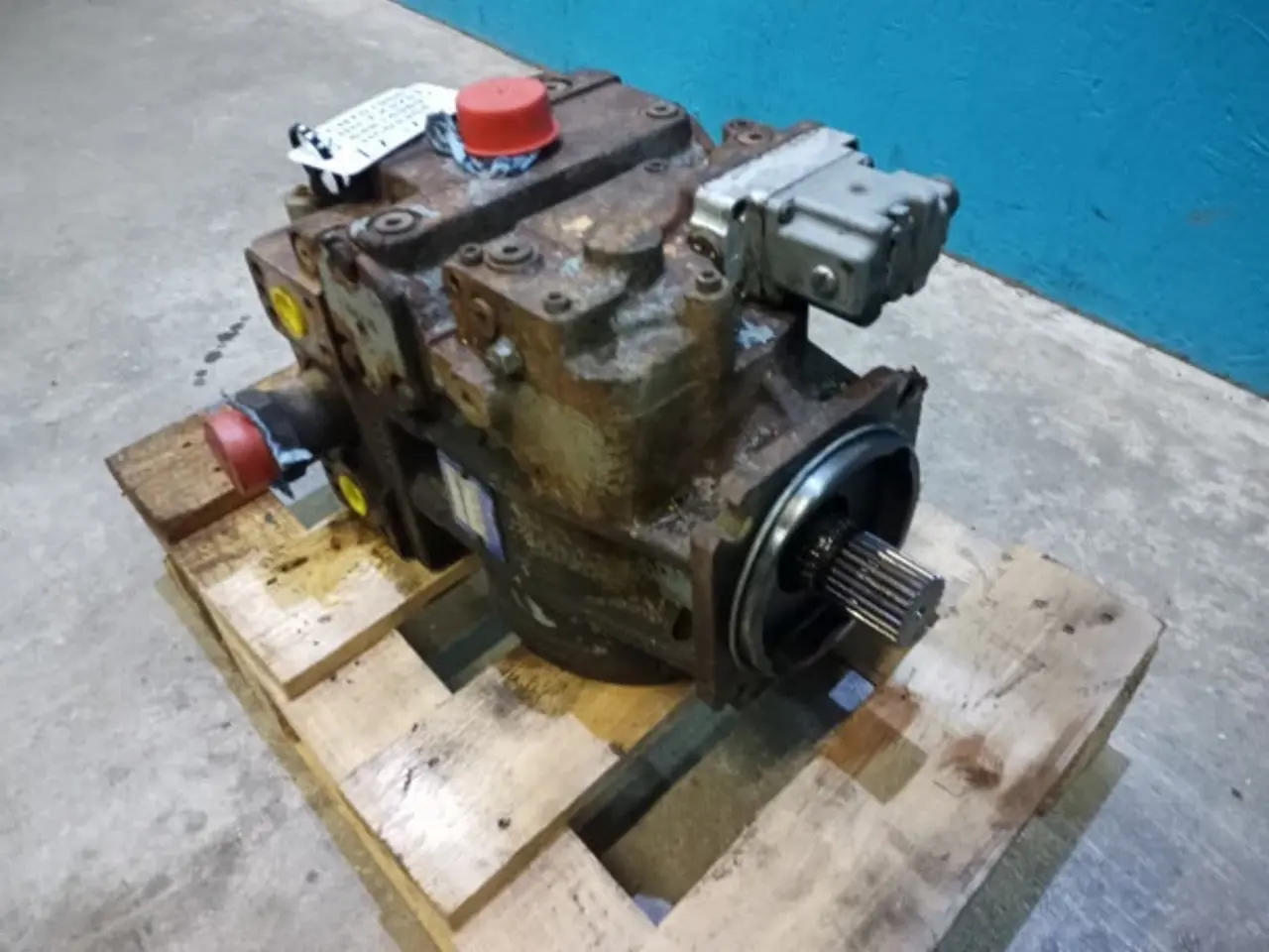 Billede 5 - New Holland FX375 Hydrostatpumpe 84814989
