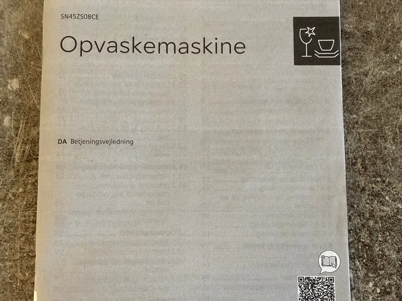 Billede 3 - Opvasker, Emhætte, kogeplade og Ovn.
