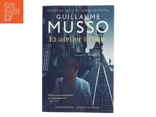 Et atelier i Paris af Guillaume Musso (Bog)