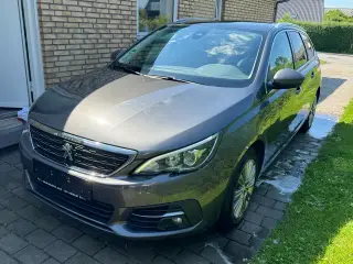 Pegeout 308 1.6 allure sky 2018