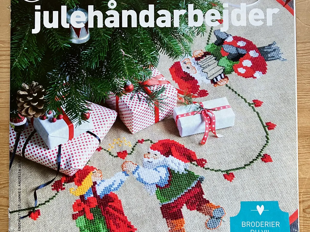 Billede 2 - Store julehåndarbejder i korssting m.m.