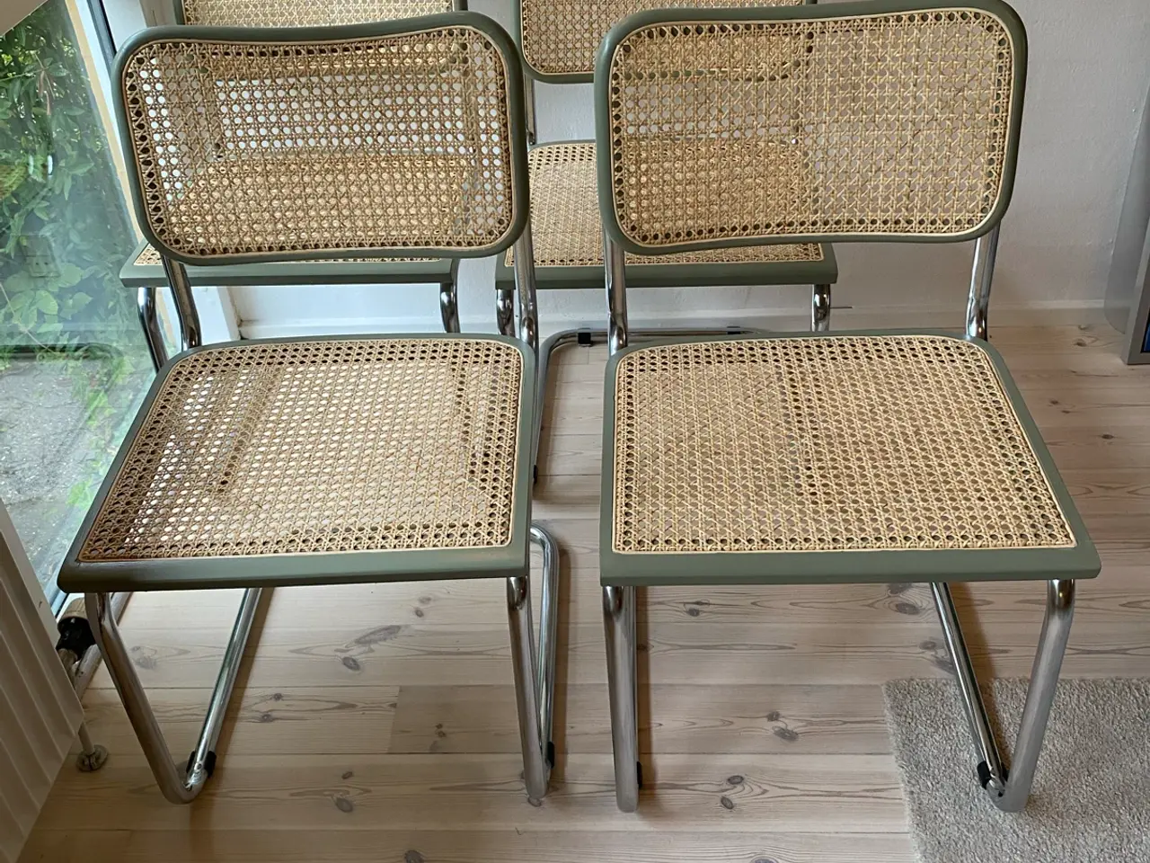 Billede 1 - 4 smukke frisvingerstole