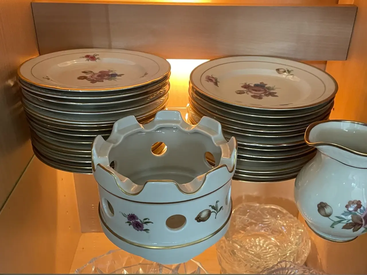 Billede 4 - Kaffestel Rosenborg KMP