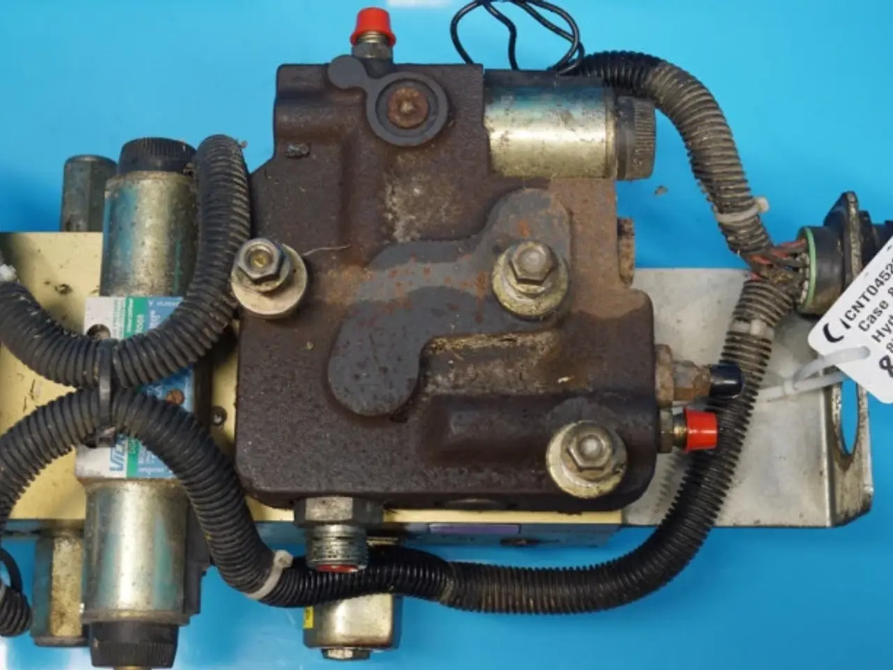 Billede 4 - Case 8010 Hydraulikventil 87109742
