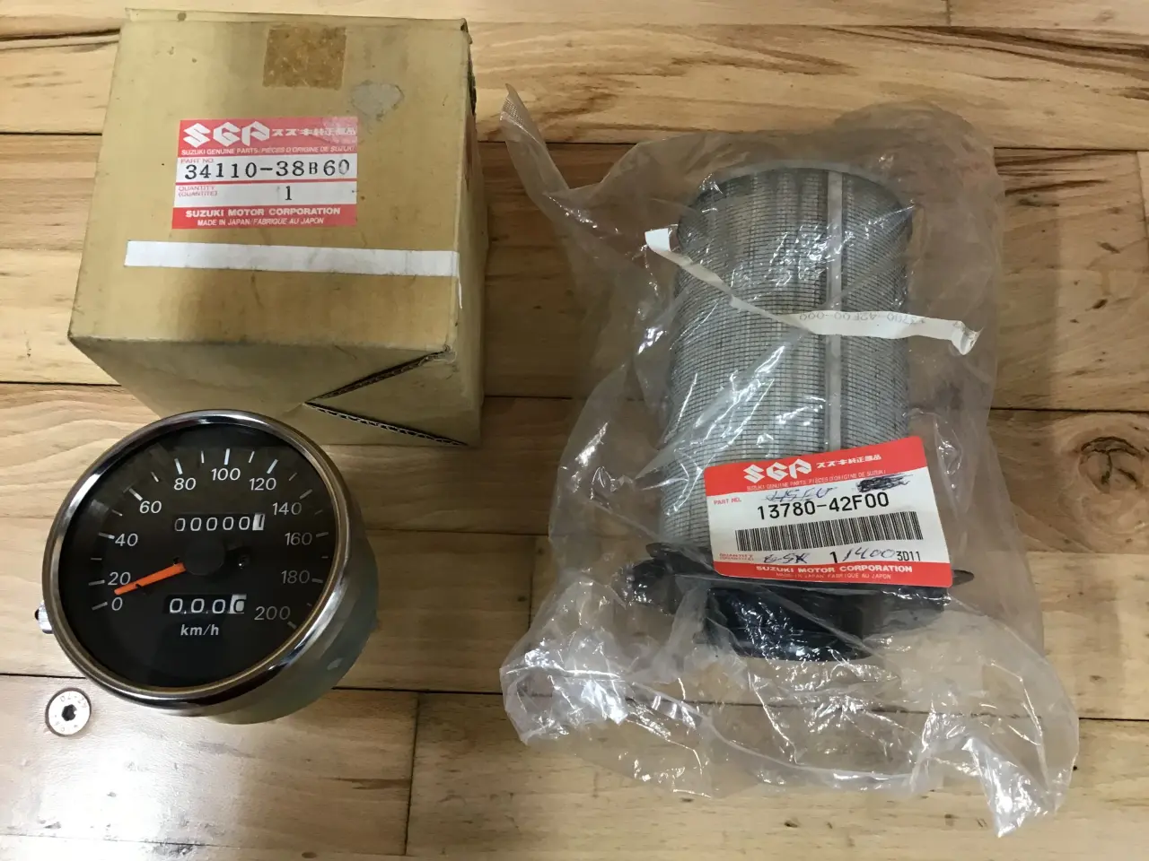 Billede 1 - Suzuki VS 1400, nyt speedometer og luftfilter