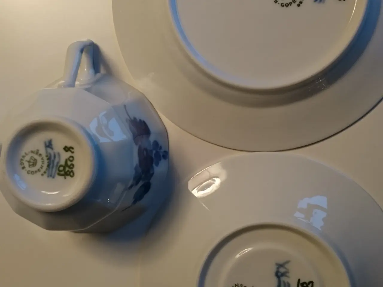 Billede 2 - Blå Blomst 1. sortering kaffekoppesæt m. kagetal.