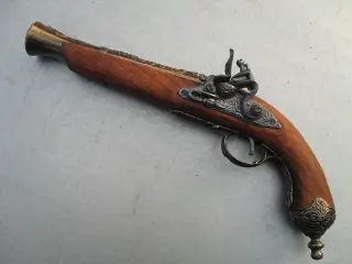 gammel flintepistol