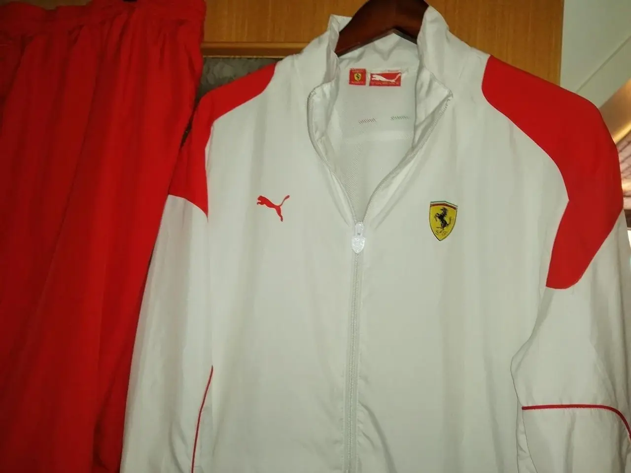 Billede 1 - PUMA SCUDERIA FERRARI, STR. XXL , FRITIDSDRAGT