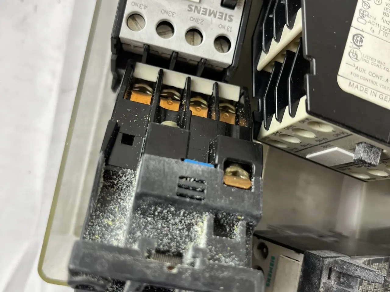 Billede 5 - Siemens kontaktor Overload relæ parti 3TH 3UA 3UX