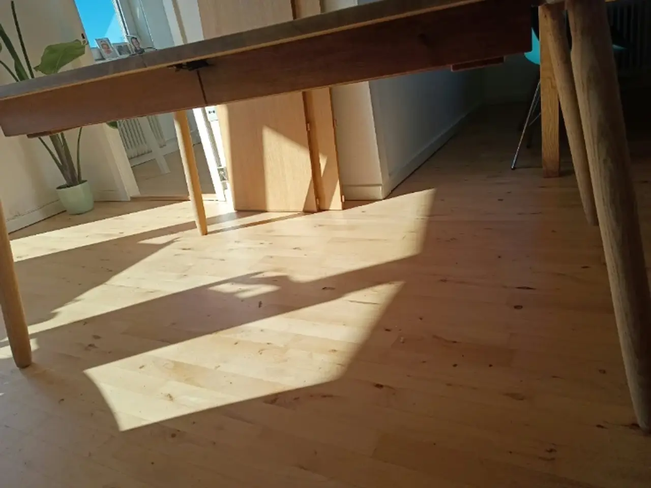 Billede 7 - Eksklusivt design bord I massiv egetræ