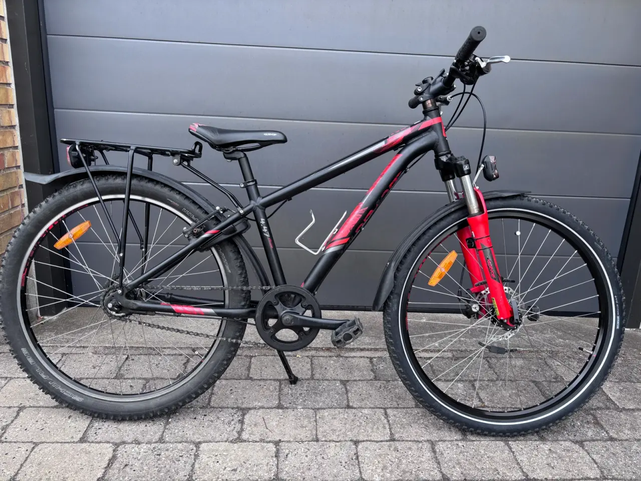 Billede 2 - Sort og rød mountainbike 26”