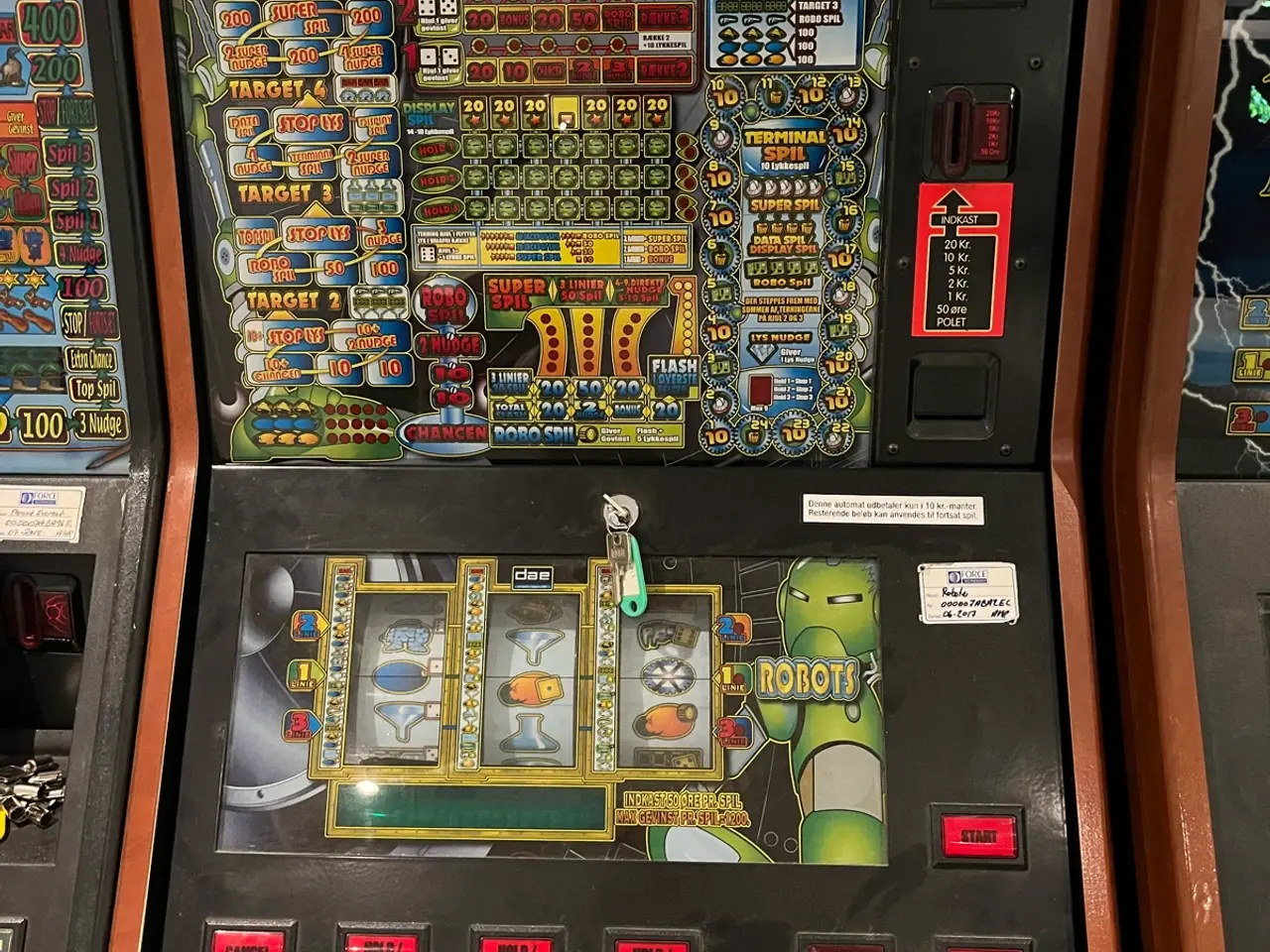 Billede 1 - Dae robots spilleautomat