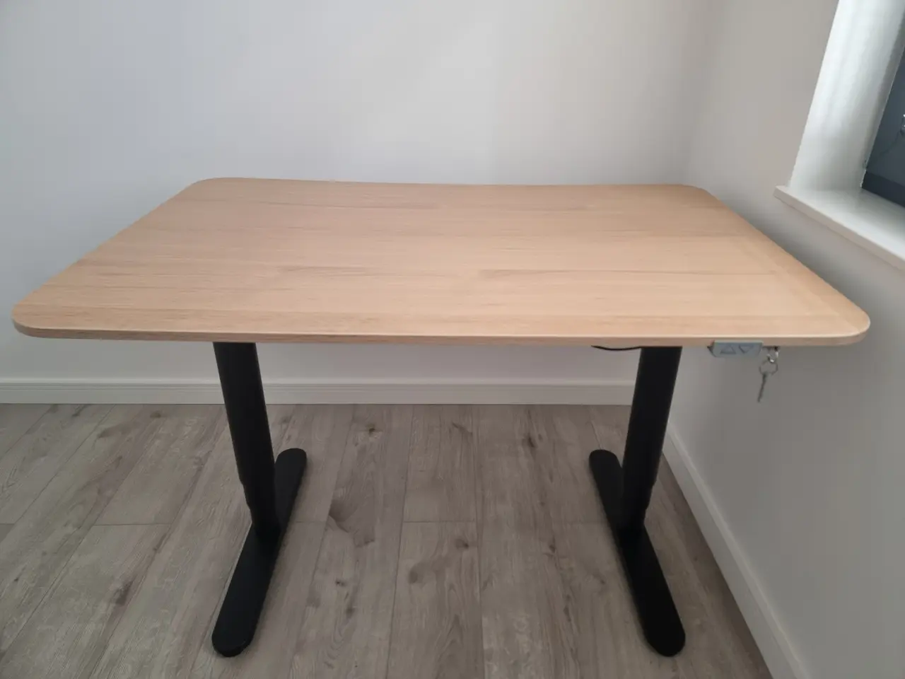 Billede 1 - Ergonomisk elektrisk hæve-sænkebord skrivebord