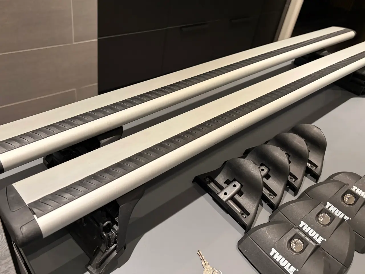 Billede 1 - Tagbøjler - Thule Wingbar